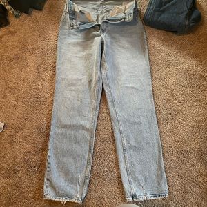 Abercrombie Curve Love The 90s Straight Jean